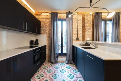 Santiago By Staynnapartments Bilbao Bagian luar foto